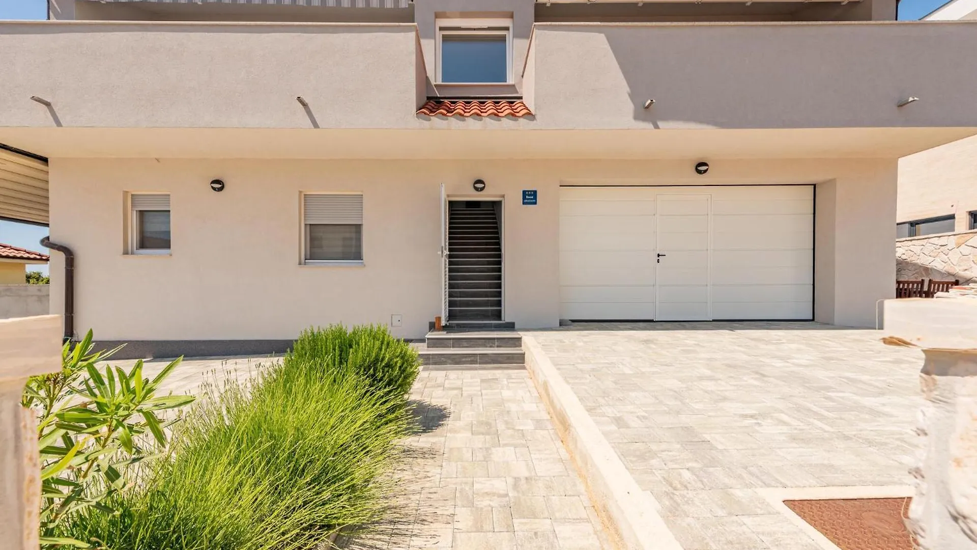 3 Bedroom Lovely Apartment In Mandre 0*,  Kroatien